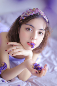 美女动态邪恶图片